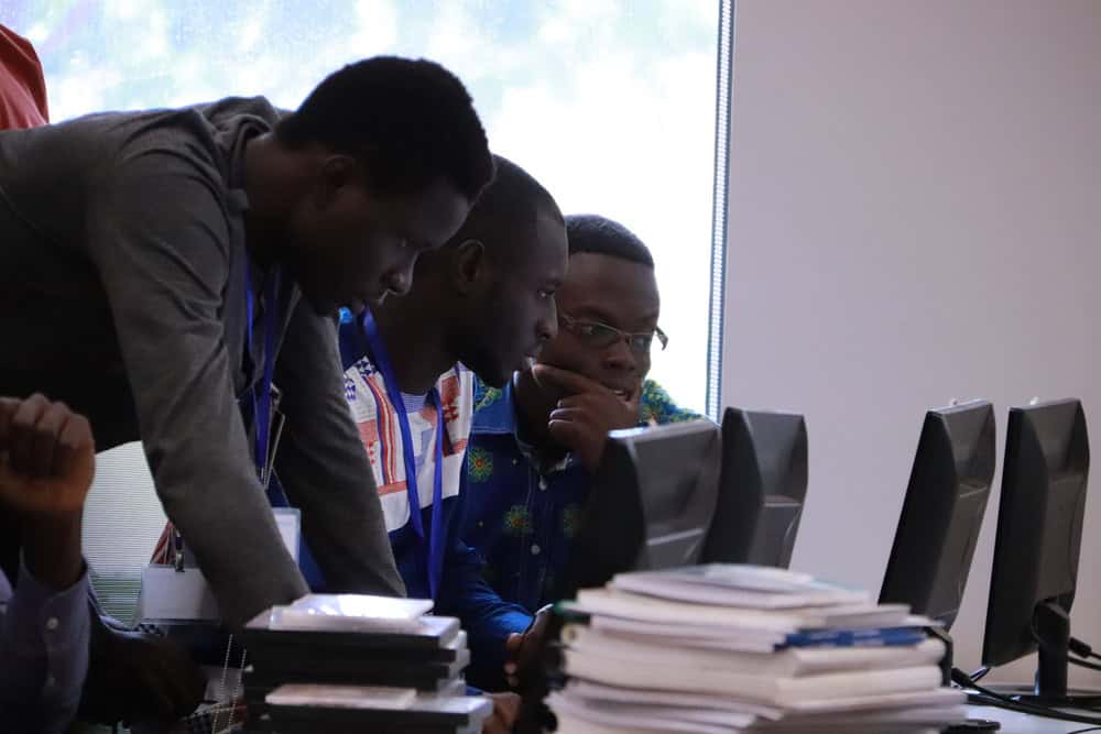 Photo-byaimeevia-Iwaria